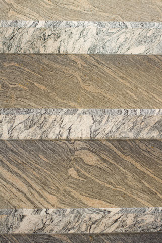 Sockelleisten in SAND WAVE,
polierten Oberfläche